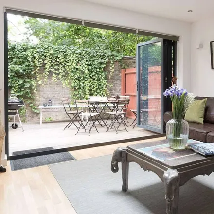 Rent this 4 bed house on London in SE16 7HS, United Kingdom