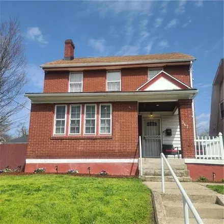 Buy this 5 bed house on 818 Wheatley Avenue in Dayton, OH 45405