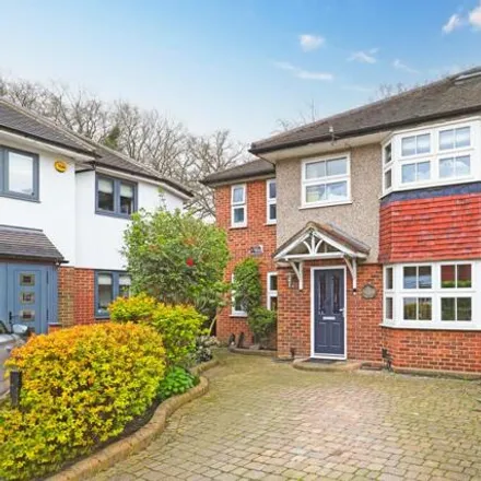 Buy this 3 bed duplex on Princes Way in Buckhurst Hill, IG9 5DU