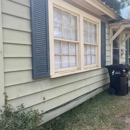 Buy this 3 bed house on 645 Madison St in Jacksonville, Texas
