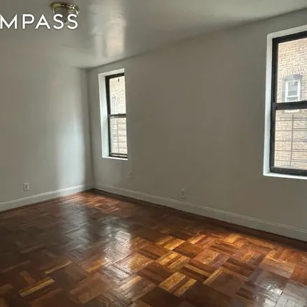 Rent this 2 bed apartment on 2523 Aqueduct Avenue in New York, NY 10468