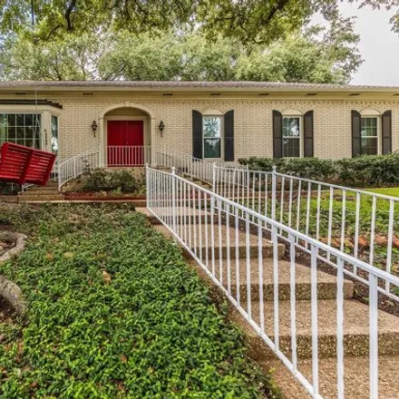 Buy this 3 bed house on 2910 Rickert Drive in Waco, TX 76710