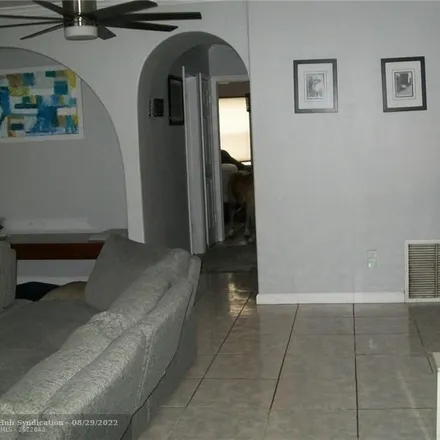 Image 6 - 518 Northwest 43rd Street, North Andrew Gardens, Broward County, FL 33309, USA - House for sale