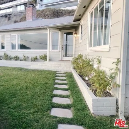 Rent this 3 bed house on 8375 Hollywood Boulevard in Los Angeles, CA 90069