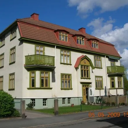 Rent this 2 bed apartment on Södra Kyrkogatan in 531 32 Lidköping, Sweden
