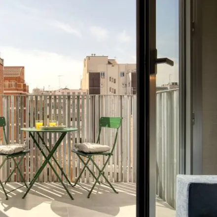 Image 4 - Carrer de Roger de Flor, 243, 08001 Barcelona, Spain - Apartment for rent
