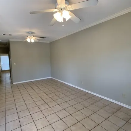 Image 3 - 700 Hi Circle West, Horseshoe Bay, TX 78657, USA - House for rent