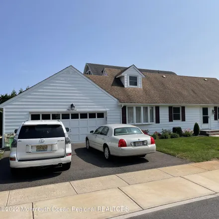 Image 2 - 300 4th Avenue, Spring Lake, Monmouth County, NJ 07762, USA - House for rent