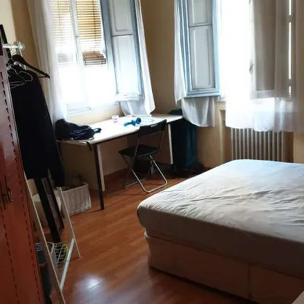 Rent this 7 bed apartment on Madrid in Antigua Audiencia Provincial de Madrid (Sección de lo Civil), Calle de Ferraz