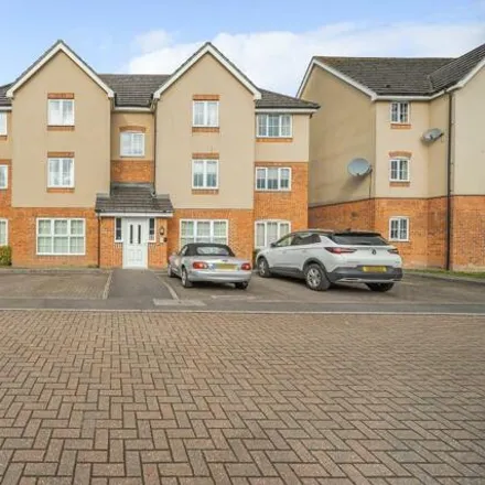 Buy this 2 bed apartment on Battalion Way in Thatcham, RG19 4RW