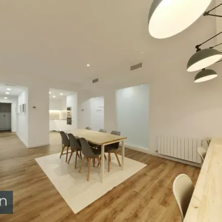 Image 3 - Carrer de Balmes, 337, 08006 Barcelona, Spain - Apartment for rent