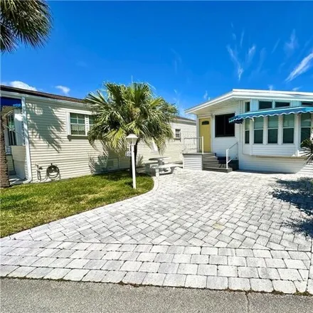 Image 3 - 318 Nettles Blvd, Jensen Beach, Florida, 34957 - Apartment for sale