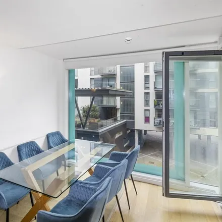 Rent this 2 bed apartment on Cardinal Building in Western View, London