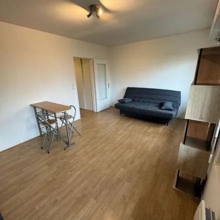 Image 2 - 33 Rue Lucien Quarante, 57050 Metz, France - Apartment for rent