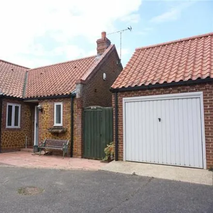 Buy this 2 bed duplex on Malthouse Court in Snettisham, PE31 7XF
