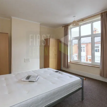 Image 2 - Lorne Road, Leicester, LE2 1XF, United Kingdom - Apartment for rent