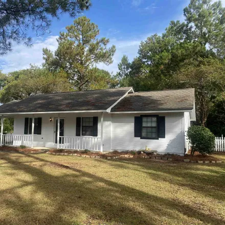 Buy this 3 bed house on 401 East 26th Street in Tifton, GA 31794