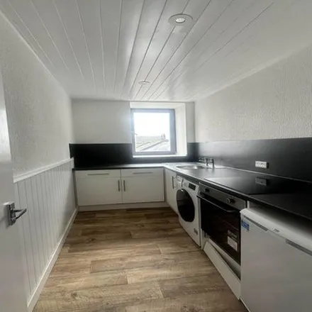 Rent this 1 bed apartment on Raglan Street in Dundee, DD4 6ET