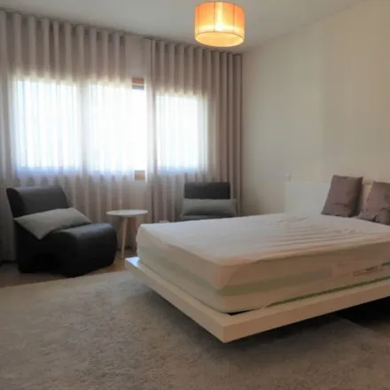 Rent this 3 bed apartment on Rua Ernesto Melo Antunes 6 in 2700-193 Amadora, Portugal