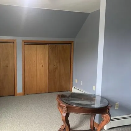 Image 4 - 443 Roosevelt Drive, Derby, CT 06418, USA - House for rent