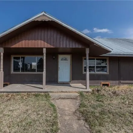 Buy this 3 bed house on 299 D1201 Road in Hoyt, Haskell County