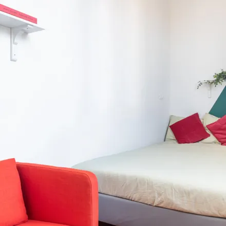 Rent this 4 bed room on Via Laurana in 2, 20159 Milan MI