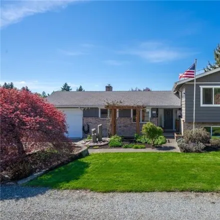 Buy this 5 bed house on 479 22nd Avenue in Milton, Pierce County