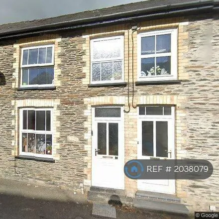 Rent this 2 bed duplex on Davies Street in Pencader, SA39 9HG