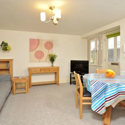 Image 3 - Trinity Hill, Torquay, TQ1 2AS, United Kingdom - Apartment for rent