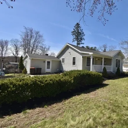 Rent this 3 bed house on 441 Silver Street in Agawam, MA 01001