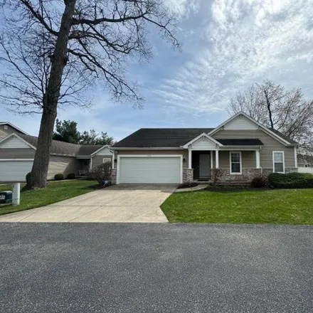 Buy this 4 bed house on Cottage Parkway in Mishawaka, IN 46545