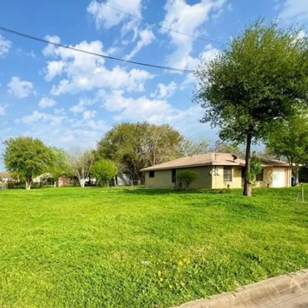 Buy this 3 bed house on 256 North Minneapolis Street in Beeville, TX 78102