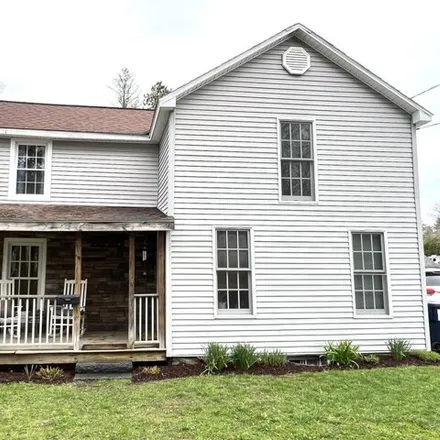 Buy this 3 bed house on 3 Saint Patricks Lane in Village of Cambridge, Washington County