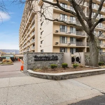 Buy this 2 bed condo on 1155 Warburton Avenue in City of Yonkers, NY 10701