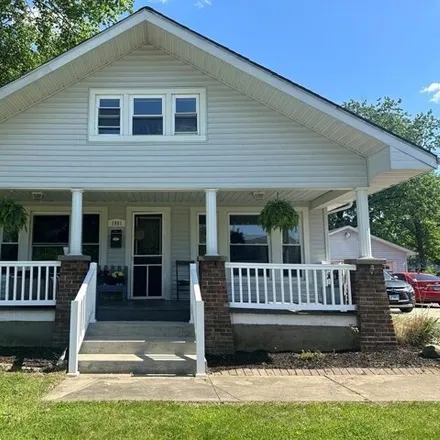 Buy this 3 bed house on 1021 Minnesota Avenue in Windsor, Shelby County