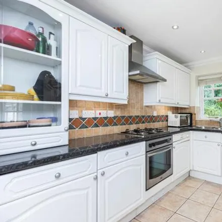 Image 3 - Portchester Road, Bournemouth, BH3 7NQ, United Kingdom - Apartment for sale