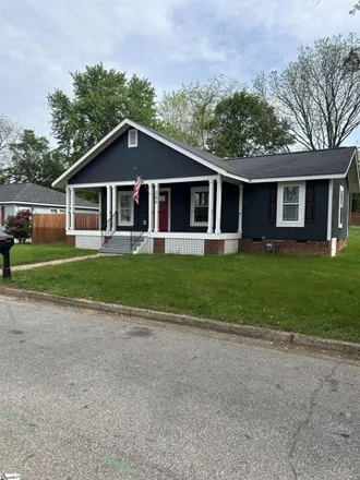 Rent this 3 bed house on Duke Street in Maple, Greer