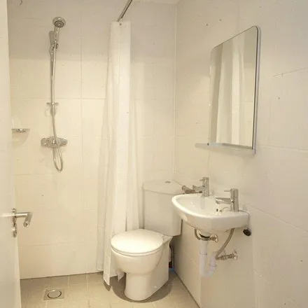 Image 7 - Bath Street, Huddersfield, HD1 5BQ, United Kingdom - Apartment for rent