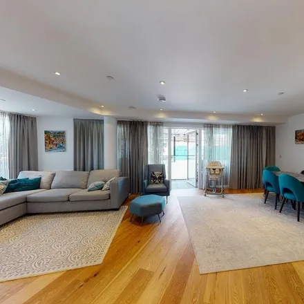 Rent this 2 bed apartment on Hugero Point in Rennie Street, London