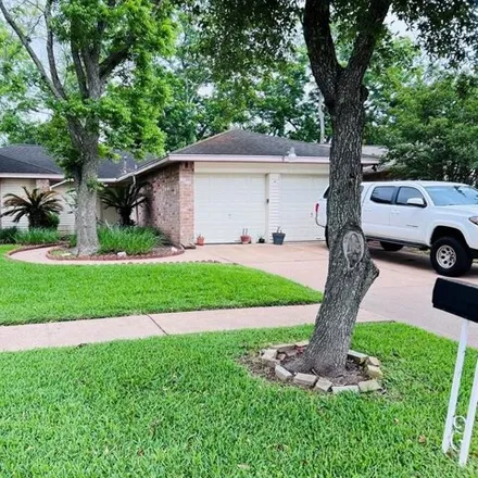 Buy this 3 bed house on 2806 Old Fort Road in Herbert, Sugar Land