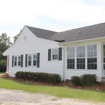 Image 5 - 122 Leslie Newsome Avenue, South Whiteville, Whiteville, NC 28472, USA - House for sale