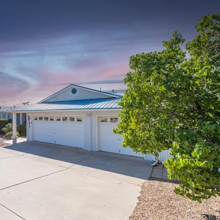 Buy this 3 bed house on 1659 Valley View Drive in Los Lunas, NM 87031