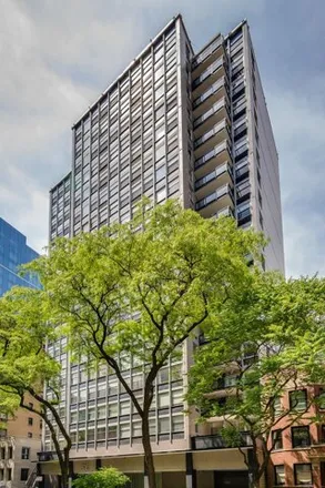 Buy this 2 bed condo on 30 East Elm Street in Chicago, IL 60611