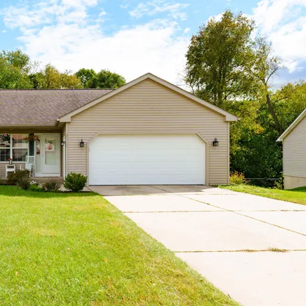 Buy this 3 bed house on 3708 Pristine Avenue in Kalamazoo Charter Township, MI 49048