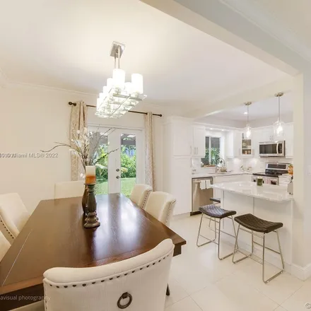 Image 3 - 5971 Southwest 47th Street, Coral Gables, FL 33155, USA - House for rent