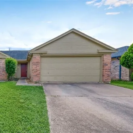 Rent this 3 bed house on 4070 Kitchen Hill Lane in Herbert, Sugar Land