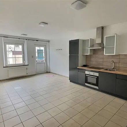 Image 5 - Rue Saint-Roch 5, 5670 Nismes, Belgium - Apartment for rent