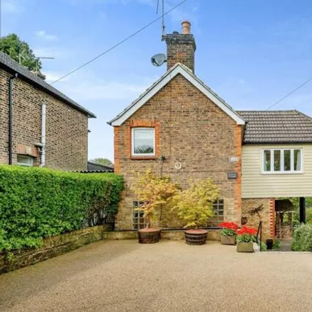 Buy this 3 bed house on Barfields in Bletchingley, RH1 4RD