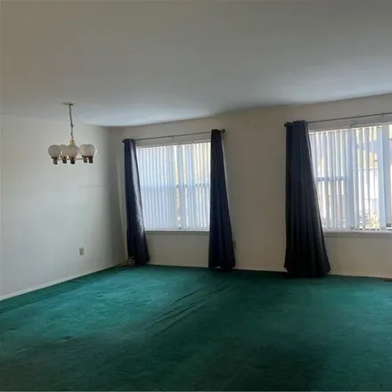 Image 6 - 122 Deer Court Drive, City of Middletown, NY 10940, USA - Condo for sale