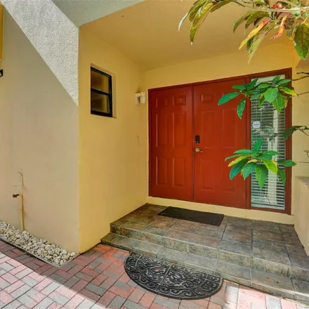 Buy this 3 bed townhouse on 8525 Northwest 9th Place in Plantation, FL 33324